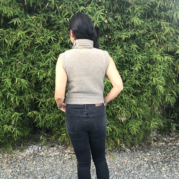 Cozy cropped wool turtleneck vest, XS - Picture 2 of 2